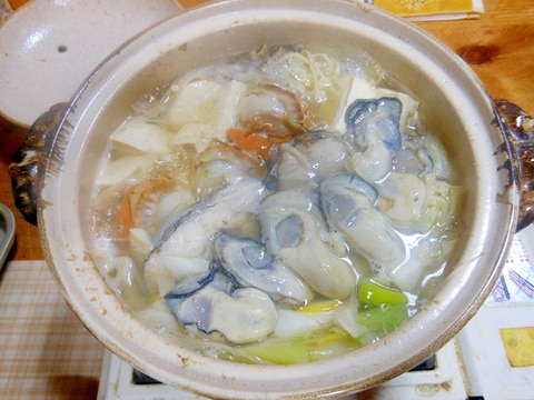 寒い時には鍋物で手間なし～海鮮鍋